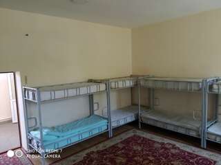 Хостелы Ivi hostel Chon-Sary-Oy Спальное место на двухъярусной кровати в общем номере для женщин-2